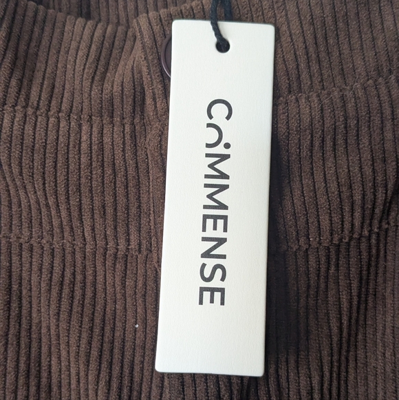 NWT Commense Brown Corduroy Wide-Leg Pleated Pants - Size Medium - Picture 2 of 5